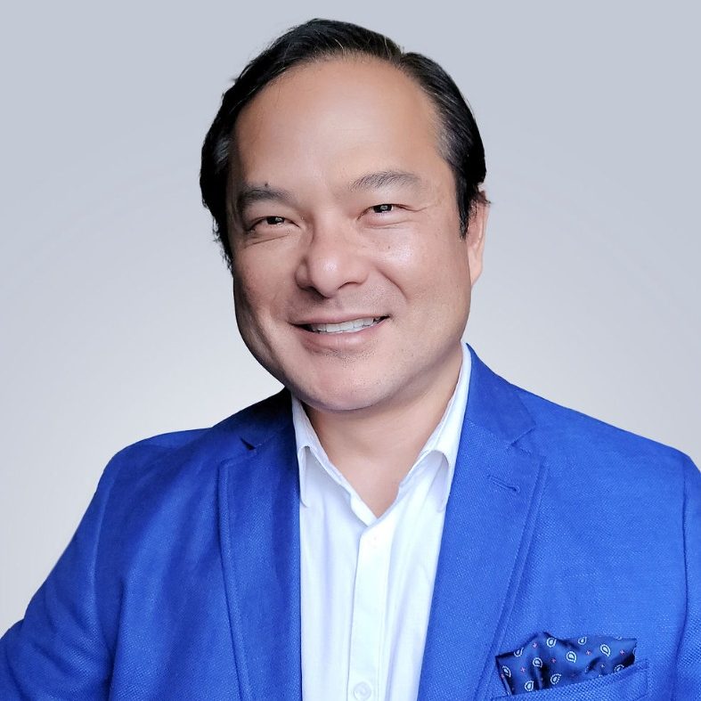 benjamin tan headshot