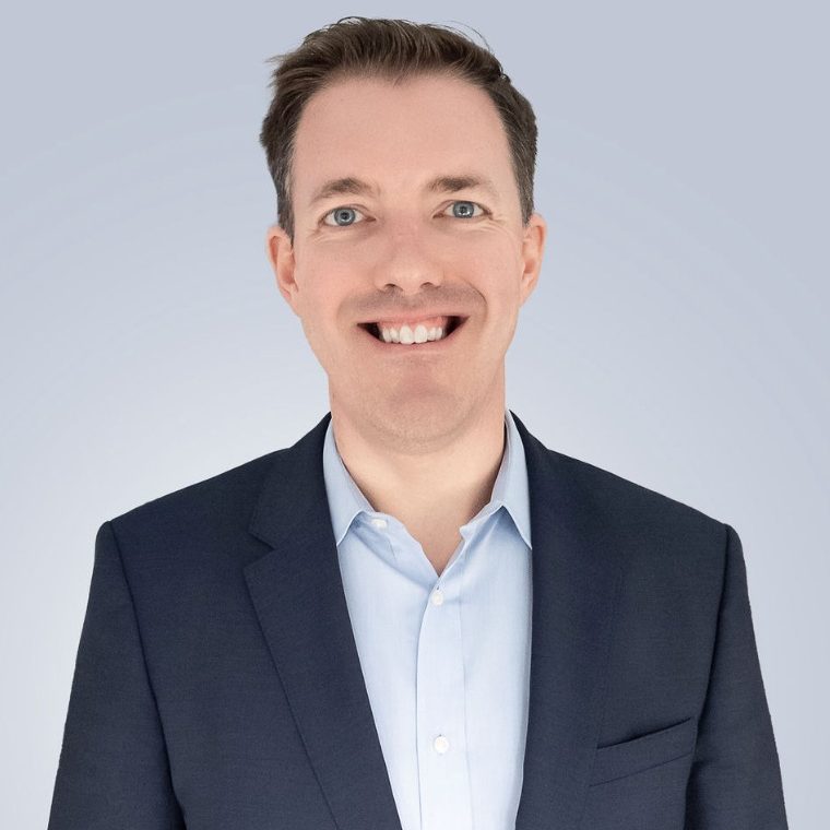 thomas mcevoy headshot